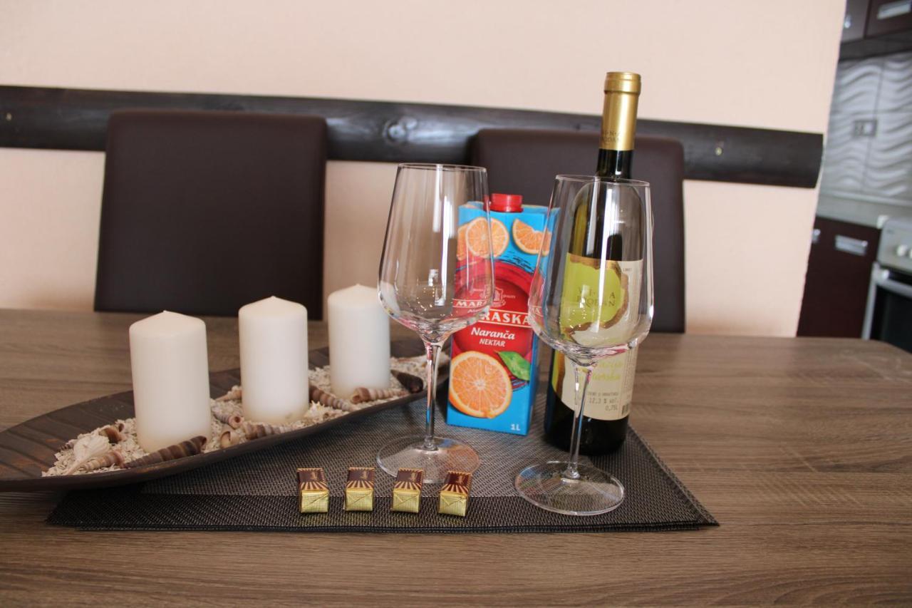 Apartman Lovro Fiume Esterno foto