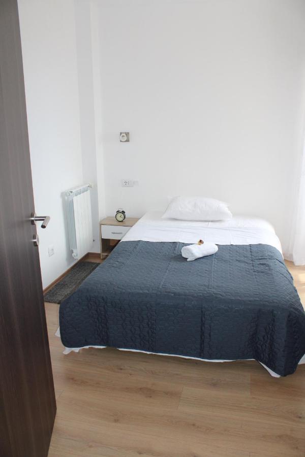 Apartman Lovro Fiume Esterno foto